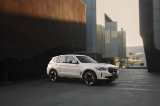 在中国 为世界 创新纯电动BMW iX3全球首发