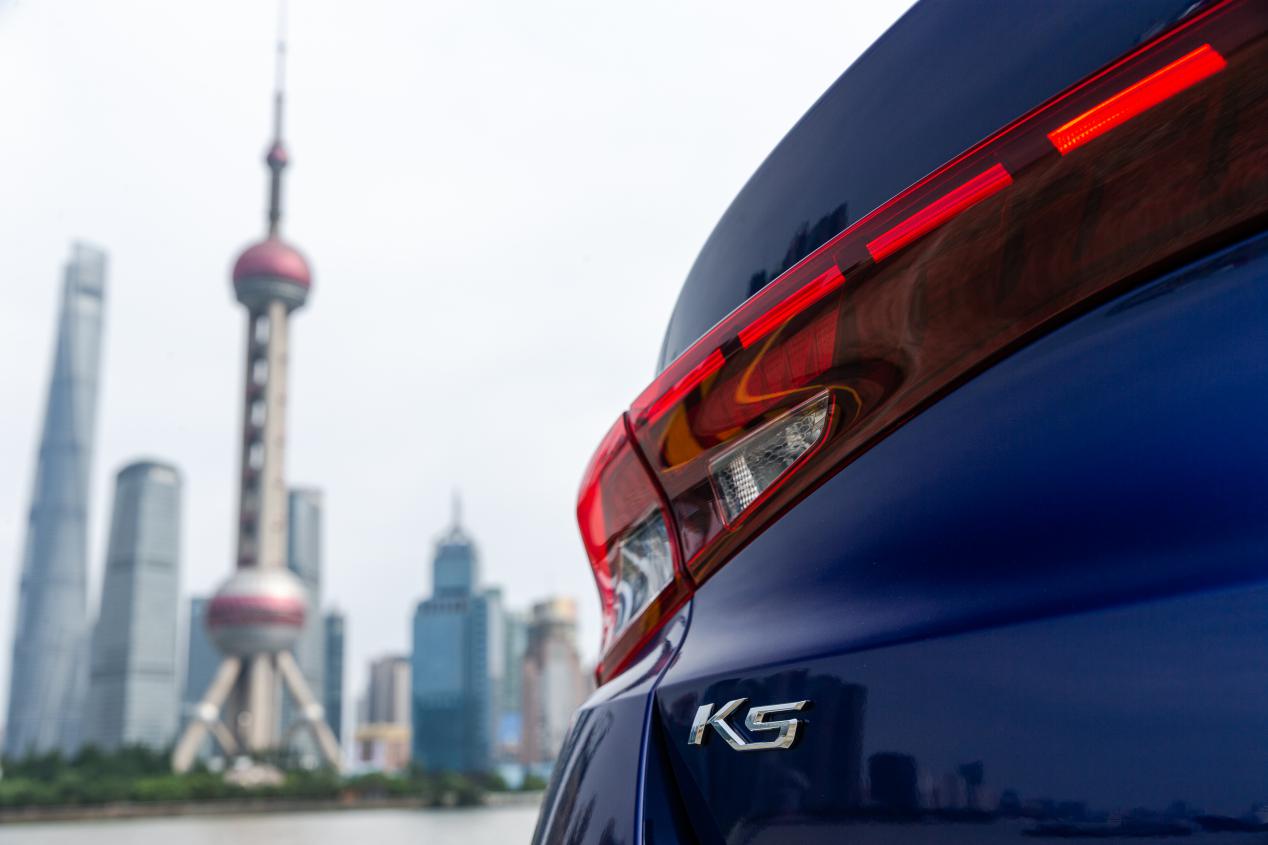 东风悦达起亚凯酷（ALL NEW K5）诠释青春主义设计美学！