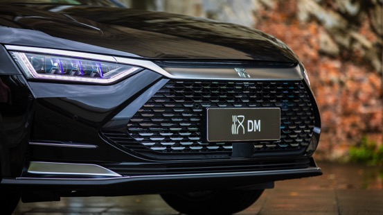 汉DM越级品质 同级唯一全系四驱高性能豪华轿车