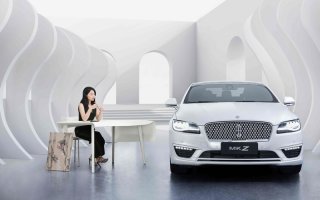 林肯MKZ MONO限量版携手青年画家张天一演绎写意人生