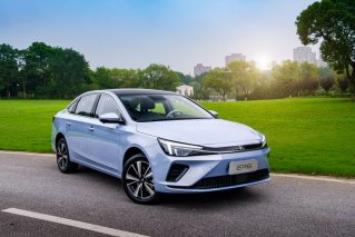 新能源、国际化亮眼 销量五个月连涨 上汽8月份销量“站上”50万辆大关