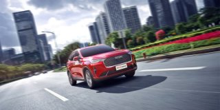 中国汽车首款50m全自动循迹倒车SUV 第三代哈弗H6太神了！