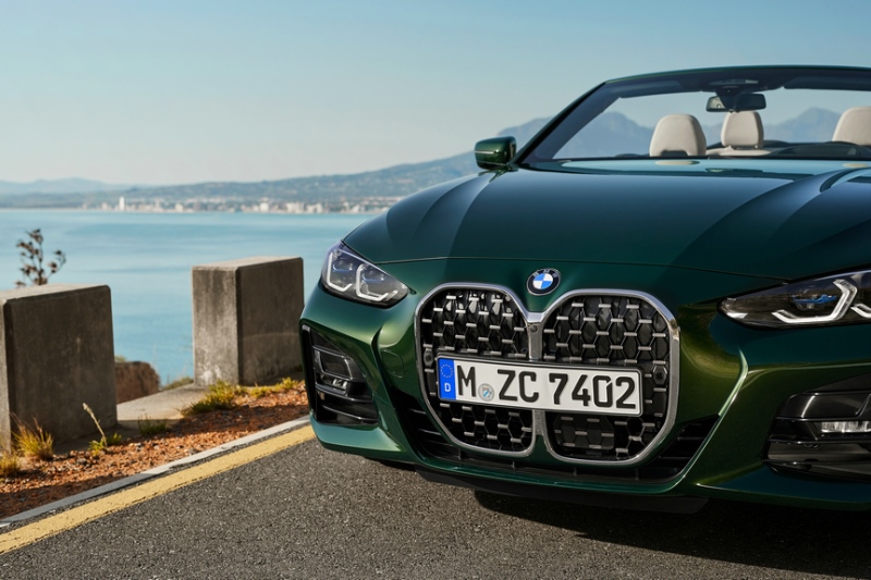 全新BMW 4系敞篷轿跑车全球首发