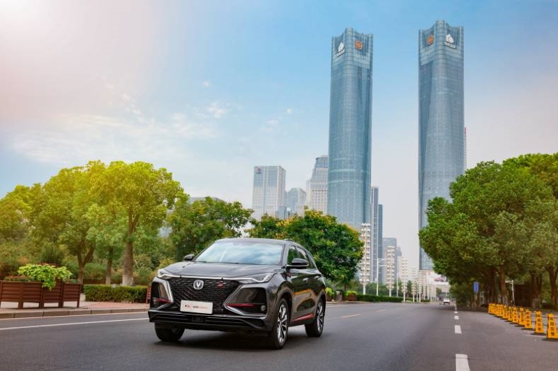 连续六个月销量破2万 为什么长安CS75可以这么火?