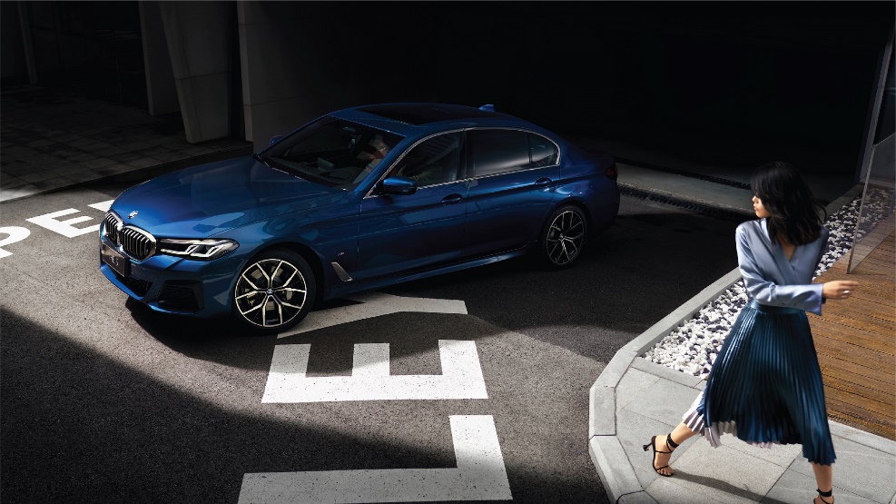 想要解锁更多时代精英的秘密？看看新BMW 5系Li就知道了