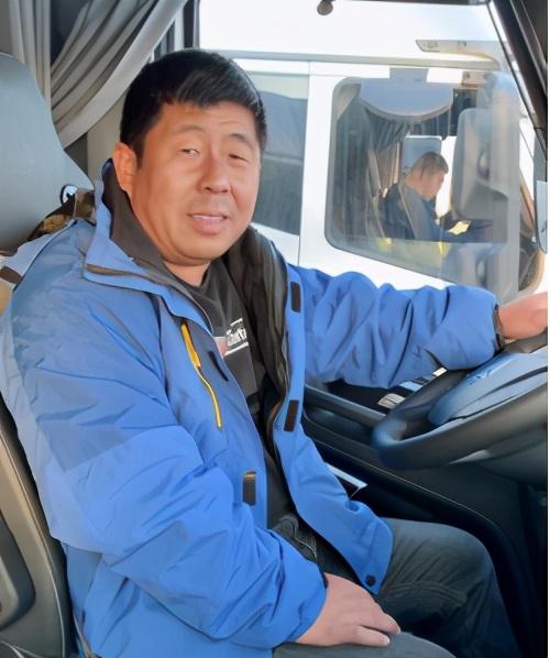 中国重汽黄河重卡 超900km跟车体验报告来了!实感超心动