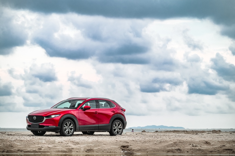 MAZDA CX-30荣膺「2020~2021年度日本汽车殿堂年度汽车设计大奖」