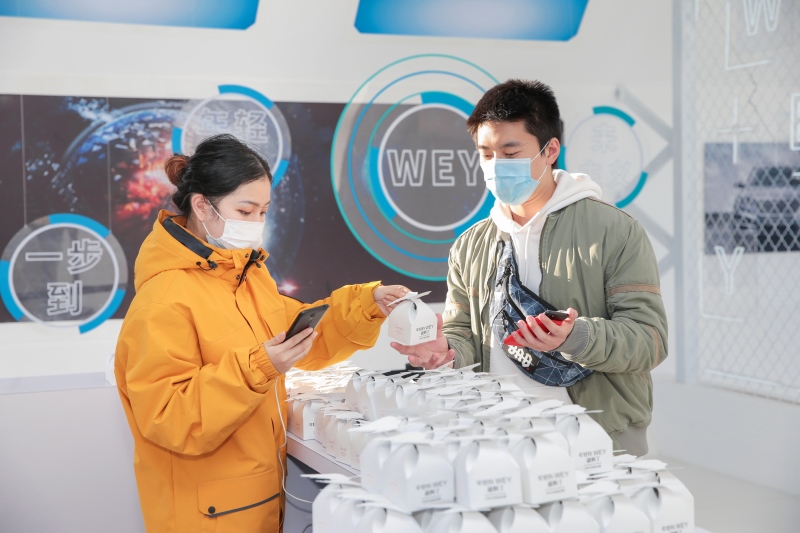 直击年轻用户 WEY互动体验营入驻东方时尚驾校诠释个性化沟通