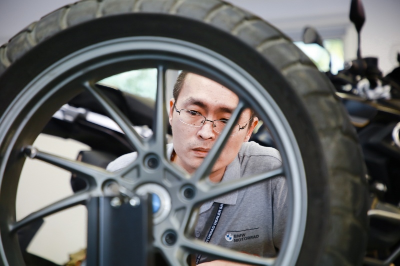 首届BMW摩托车经销商达人赛完美收官