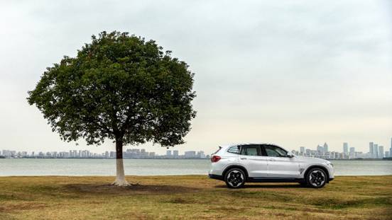 选择创新纯电动BMW iX3的7大理由