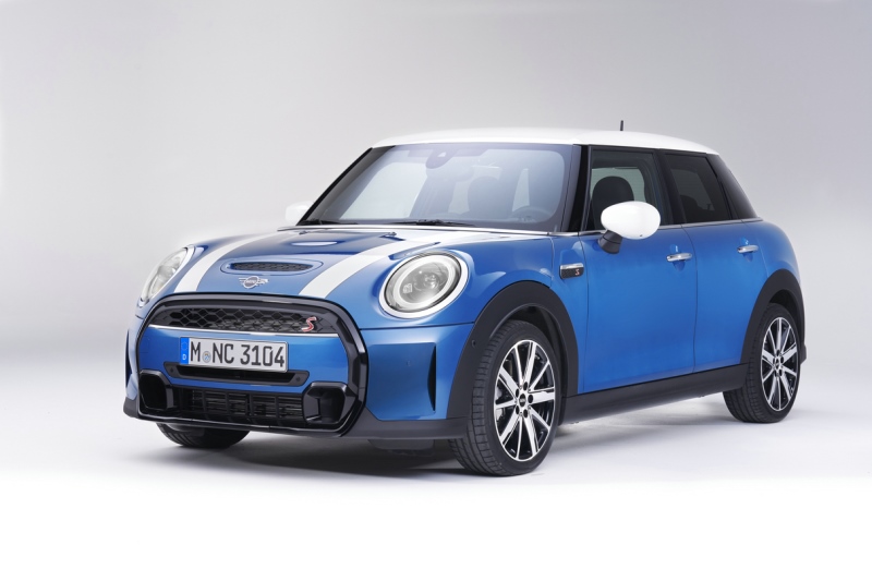 新一季MINI三门版、MINI五门版、MINI CABRIO敞篷版发布