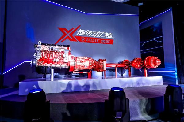 欧曼重卡以品质彰显实力 以高效可靠助力用户畅行无忧