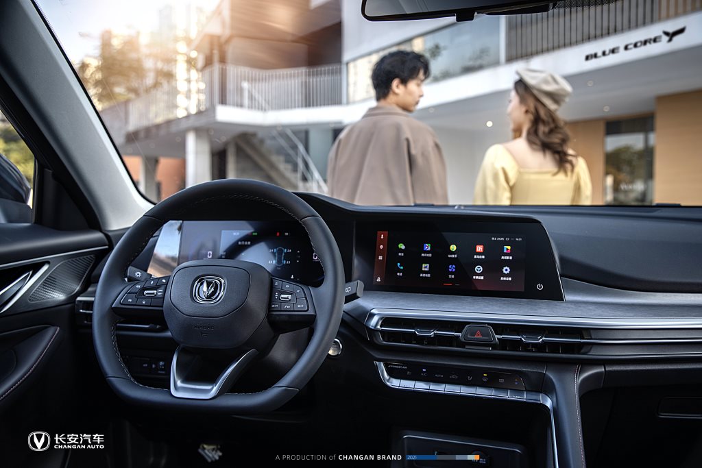 小型SUV“学霸”级选手，全新CS35PLUS明日座驾青春版，9.59万起开启预售！