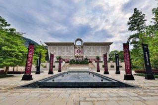 “路虎·揽胜 风云五十年 典藏时光”主题展亮相广州