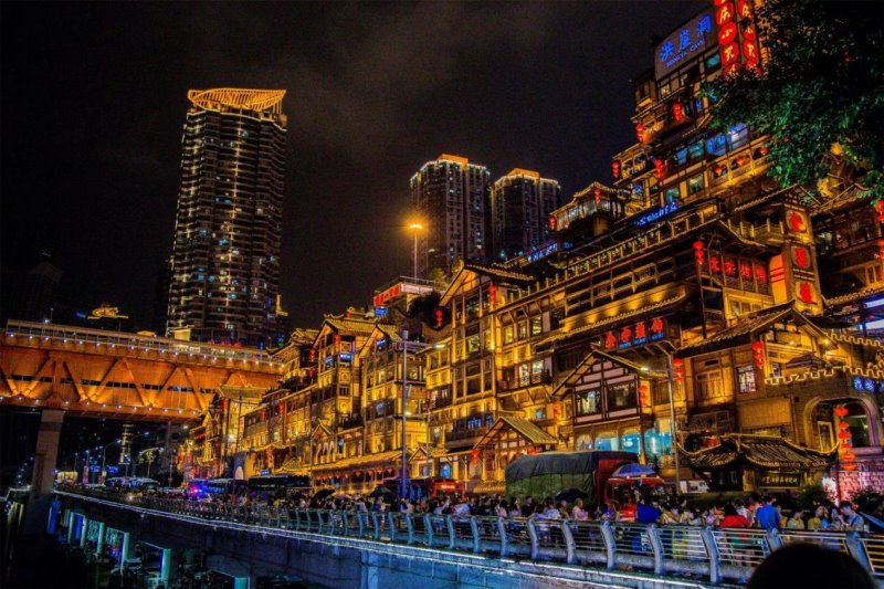 与赤兔的重庆之约 抢先体验零百7秒7的速度与激情