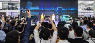 新技术、新产品、新计划：WEY品牌精彩亮相上海车展，打造智能出行新生态，驶入智混发展新赛道