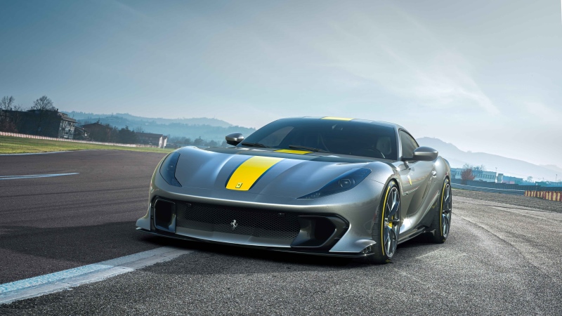法拉利812 Competizione携手812 Competizione A耀世登场