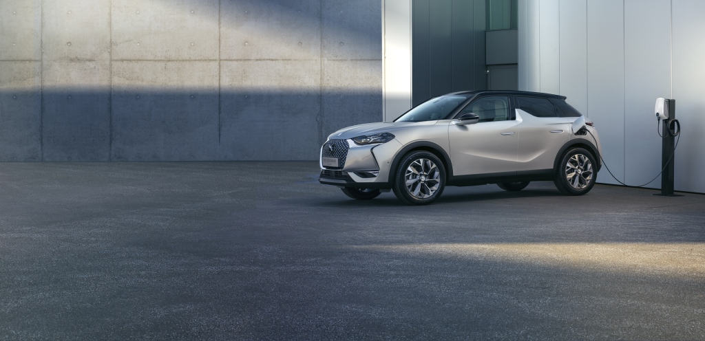 汲取赛道尖端科技，诠释纯电驾驶魅力 DS旗下首款纯电动SUV DS 3即将上市