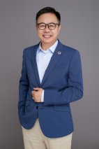 行业快讯：李峰加盟华人运通任联席总裁