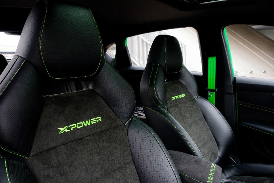 赛道猛兽MG6 XPOWER在MG live!China 2021现场开启预售