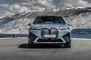 BMW两款重磅纯电动车型双箭齐发