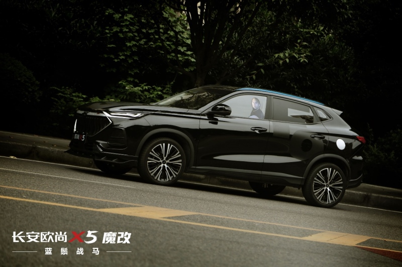 2021年重庆车展最靓的仔:长安欧尚X5魔改系列——绿魔