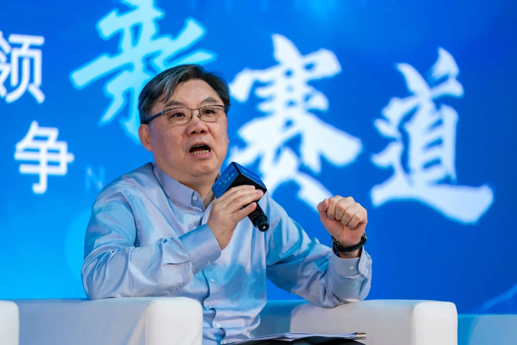 发布全新愿景使命价值观和LOGO 上汽将向“用户型高科技公司”全面转型