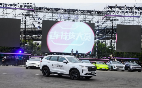 探索新零售 狂欢年中购 中国哈弗618超级宠粉节实力圈粉