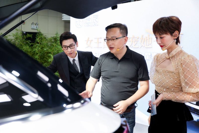 女王副驾 宠她一夏 东风日产启辰星2021 星享事成版升舱上市，SUV头等舱高档舒适再升级