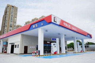 零碳中国 “氢”动未来 吉利星际客车为“绿色冬奥”护航