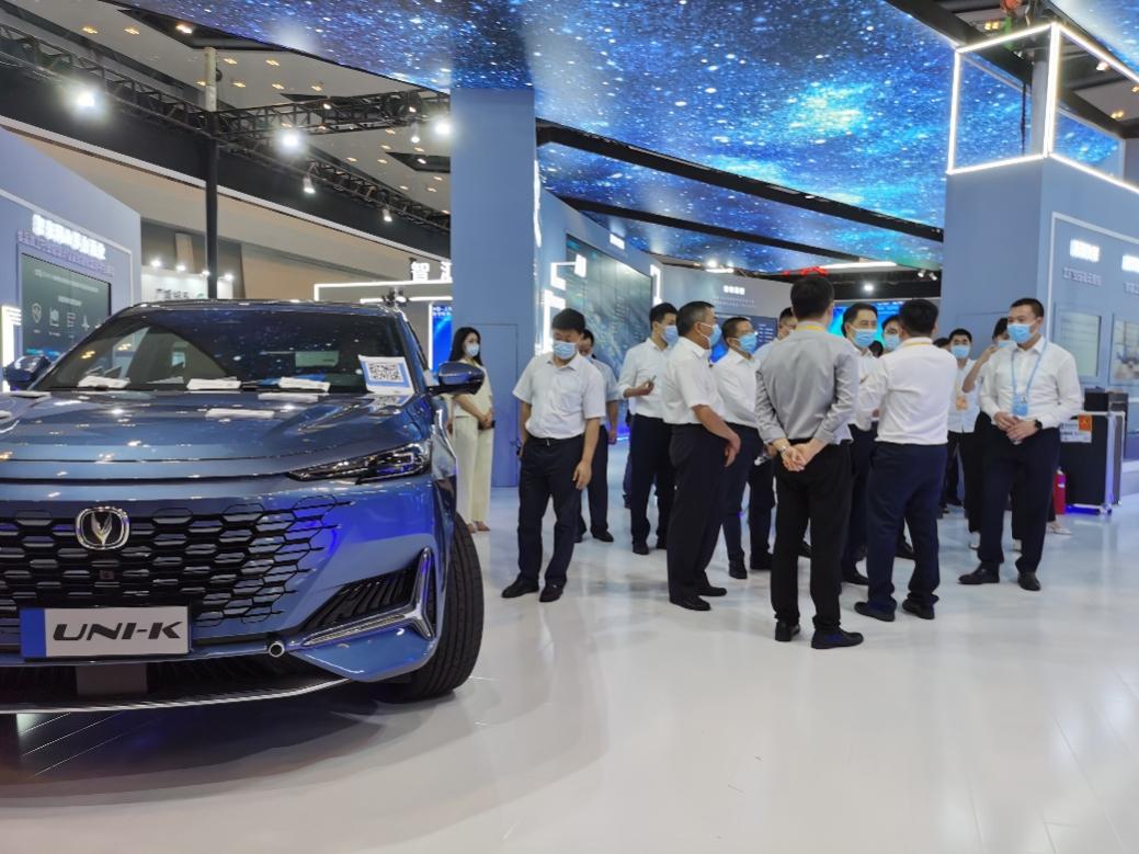 2021年智博会现场：长安百科演绎“科技互联 智慧共享”用户新体验