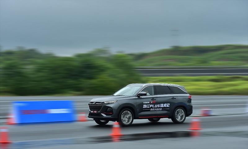 优质之选!长安欧尚X7PLUS预售7.99万-13.59万,推7重当红豪礼