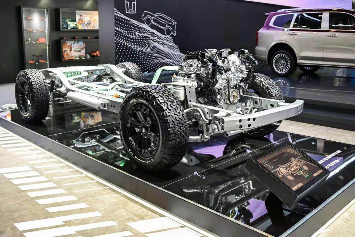 长城汽车3.0T+9AT超级动力总成首搭坦克500成都车展高光亮相