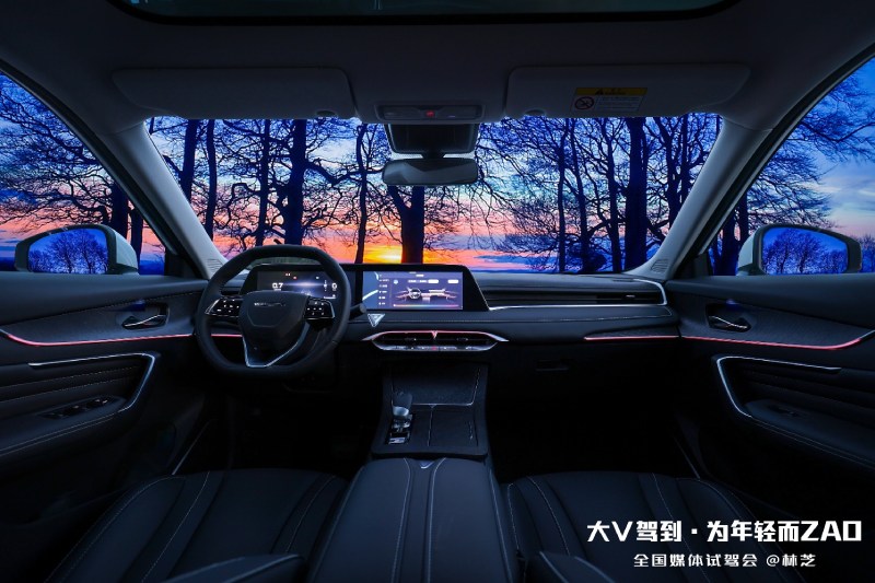 颜值与实力并举 树立10万级SUV价值新标杆 9.98万起！东风日产启辰大V燃情上市