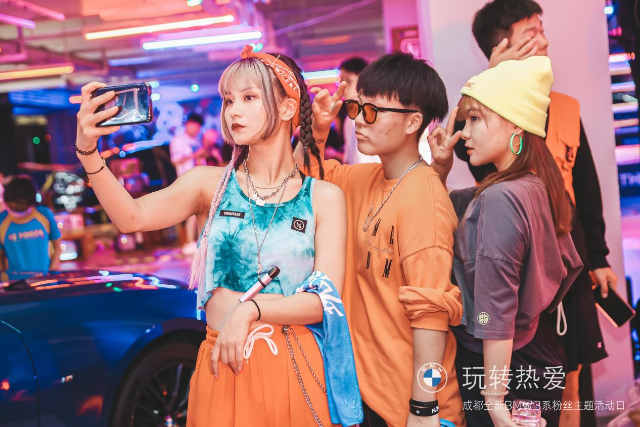 燥热全城!宝马将CLUB3地下街区真的搬到了“地下”