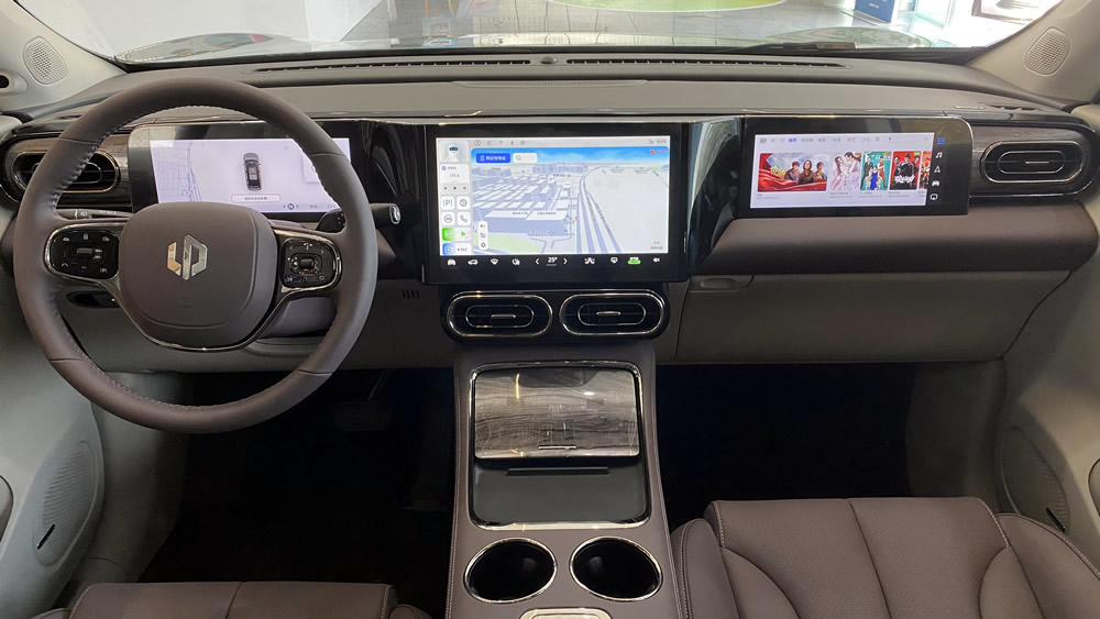 新车探店|20万元以内最强纯电高端SUV,零跑C11舍我其谁!