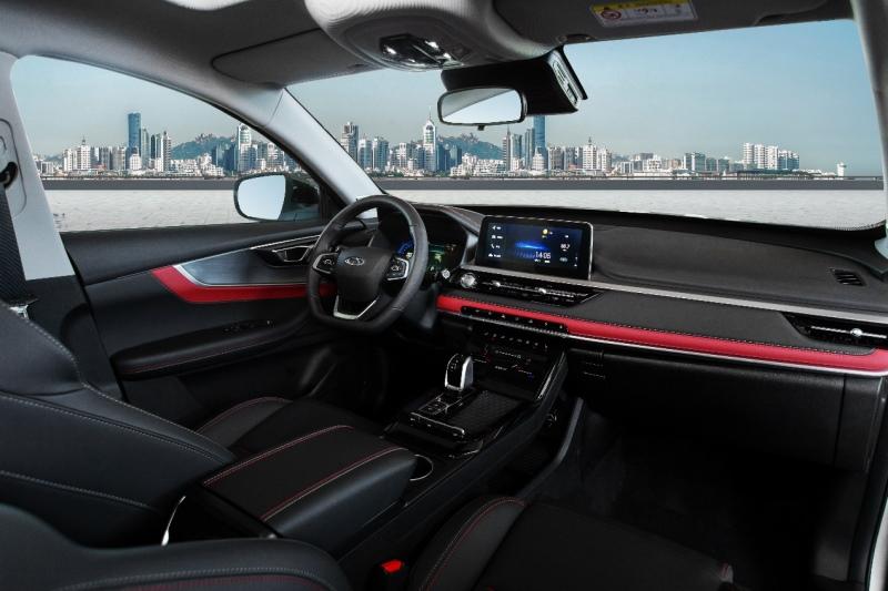 10万级紧凑型SUV“扛把子”争霸赛，瑞虎7超能版PK欧尚X5！