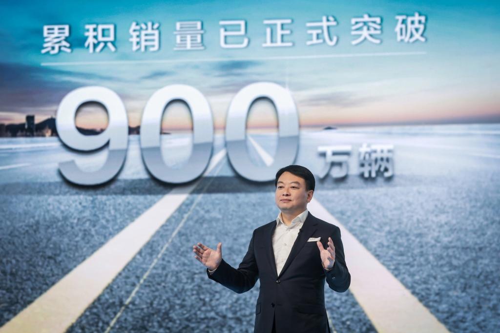 高端雅致 轻奢都市SUV 凌放正式上市,售价21.18万元起!