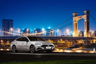 20万预算买2.0T动力B级车 第十代索纳塔&2021款天籁谁更划算
