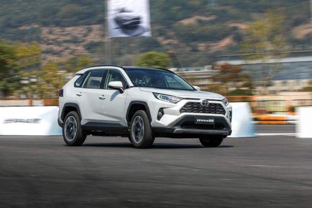 一文解读RAV4荣放稳操胜券的底气