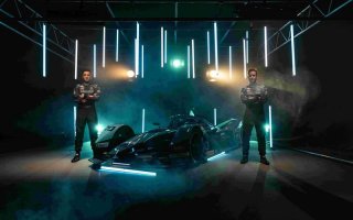 揭幕战倒计时 捷豹TCS车队整装待发迎战Formula E新赛季