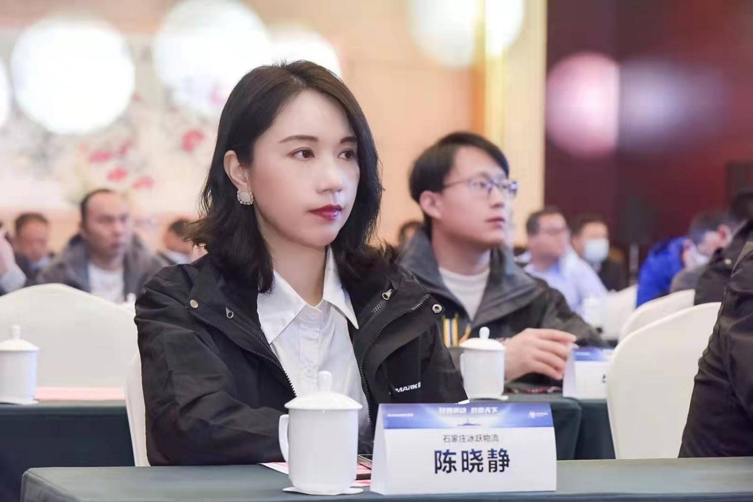 美女老板独爱欧马可 百余辆超级卡车助力客户攀登事业新高峰