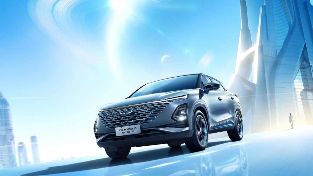 千呼万唤始出来!奇瑞OMODA 5中文名“欧萌达” 新世代潮跑 SUV 开启抢先定!