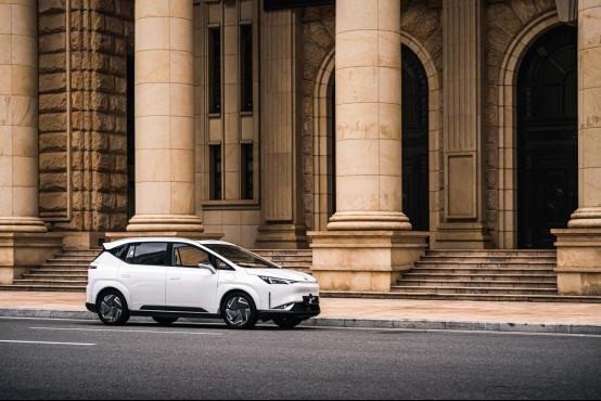 15万买纯电SUV 4选1，2022款合创Z03性价比最突出