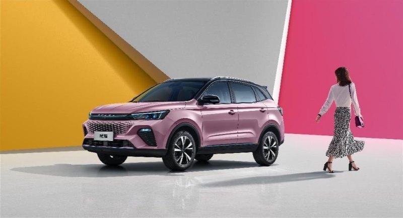 中国荣威首款HEV车型龙猫“超•省•心”“潮感电宠”先享价12.58万起
