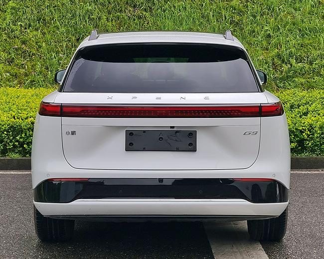 定位中大型5座智能旗舰SUV 小鹏G9最新公告信息曝光