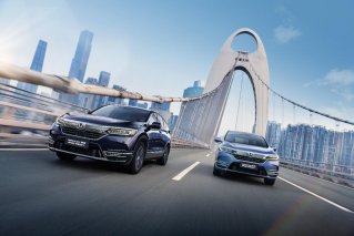 6.18年中狂欢购物节，本色皓影给你不一样的惊喜
