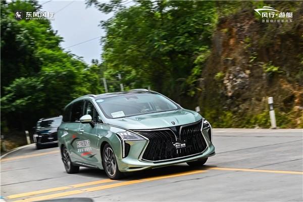 7座家用车大PK,风行游艇实力媲美30万级主流家用车
