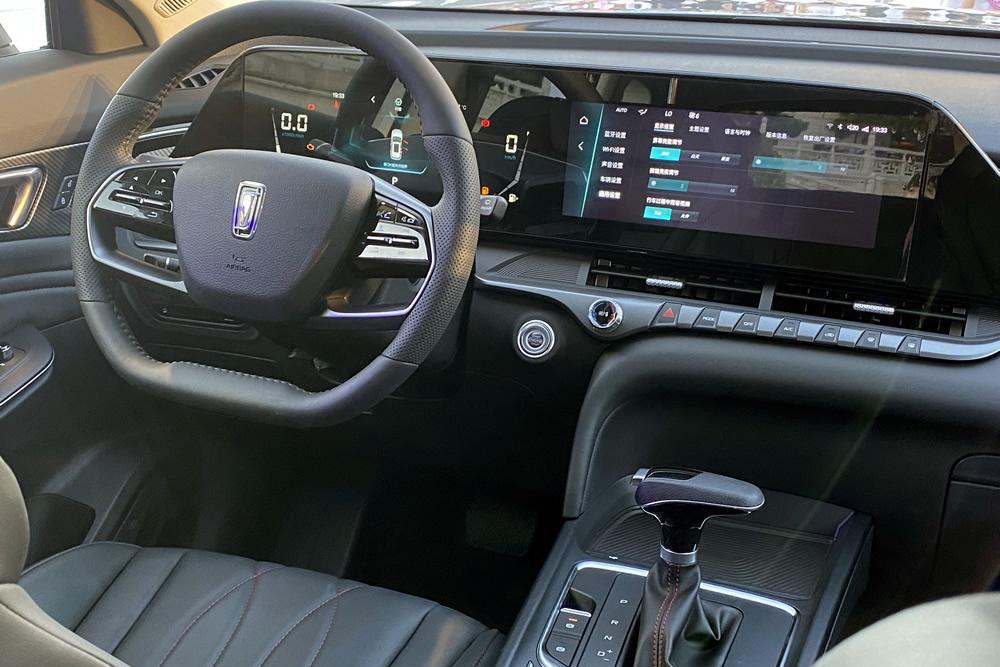 轿车、SUV、轿跑SUV全覆盖，一汽奔腾三款新车有何实力？