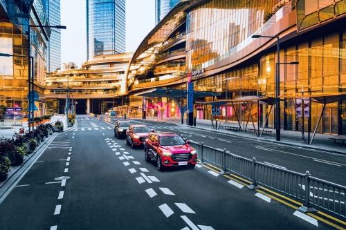 实现夏日出行“自由“,你需要这辆智能安全的SUV